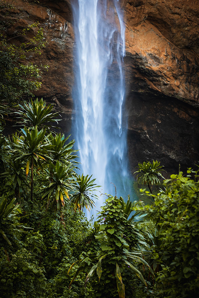 Sipi Falls waterval in Oeganda gefotografeerd reisfotograaf Moments by Mark.